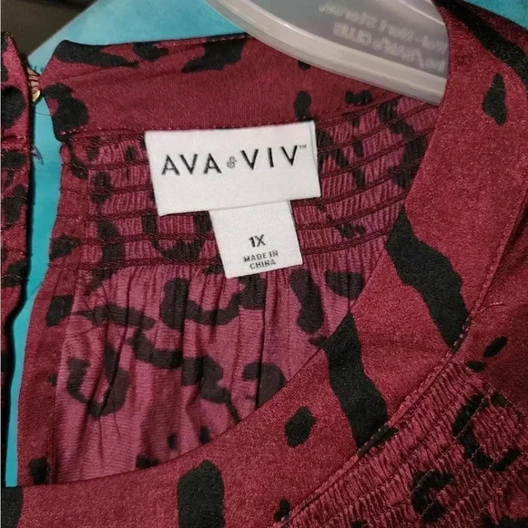 AVA & VIV Burgandy Animal Print Top Blouse Workwear Career Plus Size 1X - Picture 4 of 6